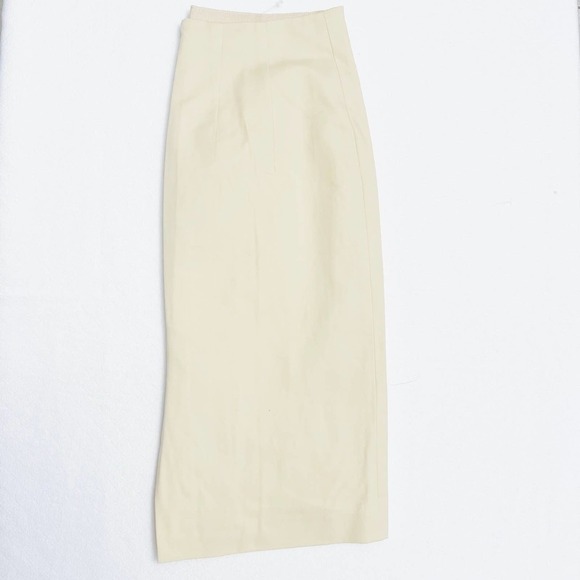 Club Monaco Light Pink Pencil Skirt Back Slit MINT/NWOT SZ6 - Picture 2 of 5